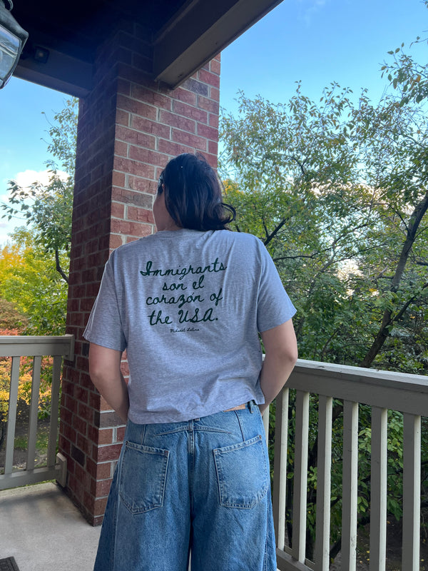 Immigrants son el corazón of the USA tee